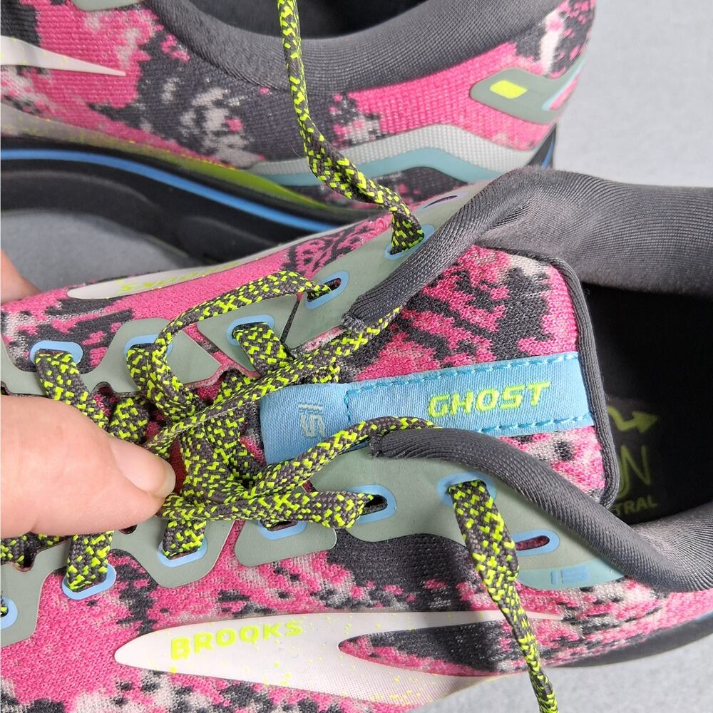 Brooks Ghost 15 Drip Edition Running Shoes Women's Size 9 Pink Black Splatter - Picture 10 of 11